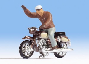 Motocklista na motorze NSU Supermax, Noch 15916