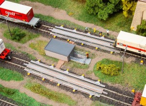 Zestaw 2 torów do hamowania pociągów, Faller 120320