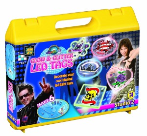 Przywieszki i naszyjniki podświetlane światłem LED, Amav 7527