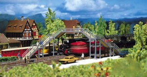 Wiadukt dla pieszych, Faller 120178