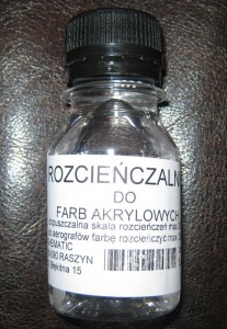 Rozcieńczalnik do farb akrylowych